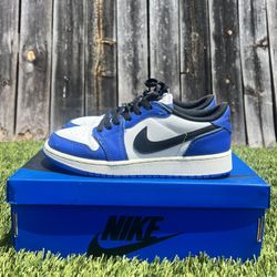 Air Jordan 1 NIKE Retro Low OG *Send Offers*