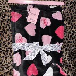 Juicy Couture Heart Valentines Black And Pink Blanket Throw