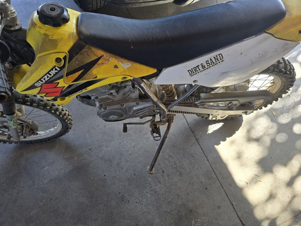 suzuki 125cc  Dirt Bike