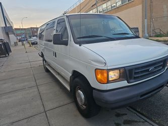 2005 Ford E350 Super Duty