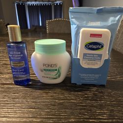 Make-up Remover Bundle $10 ( Pick Up In Ontario)