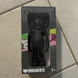 Exquisite Model Ornament