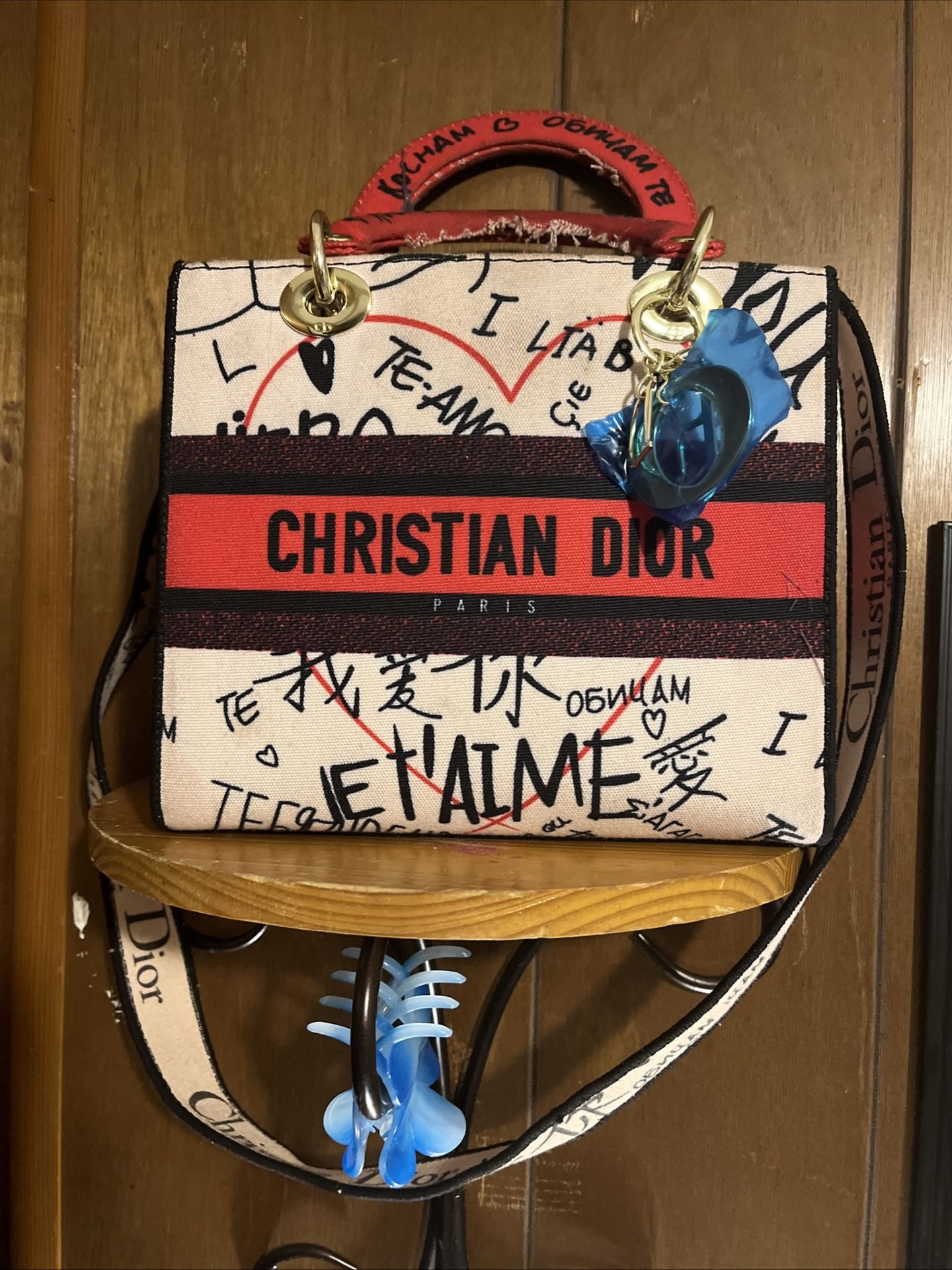 Lady Dior DLite Canvas DiorAmour graffiti Latte Medium Off white Red bag Receipt