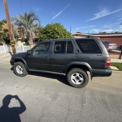 Nissan Pathfinder 
