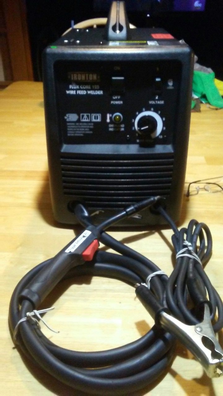 IRONTON 125 MIG WELDER