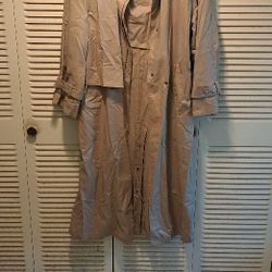 Jennifer Moore Long Khaki Rain Jacket Trench Coat Size 12 Snap Front Dry Cleaning Only