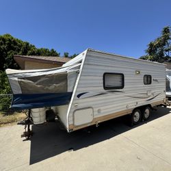 18ft Travel Trailer 