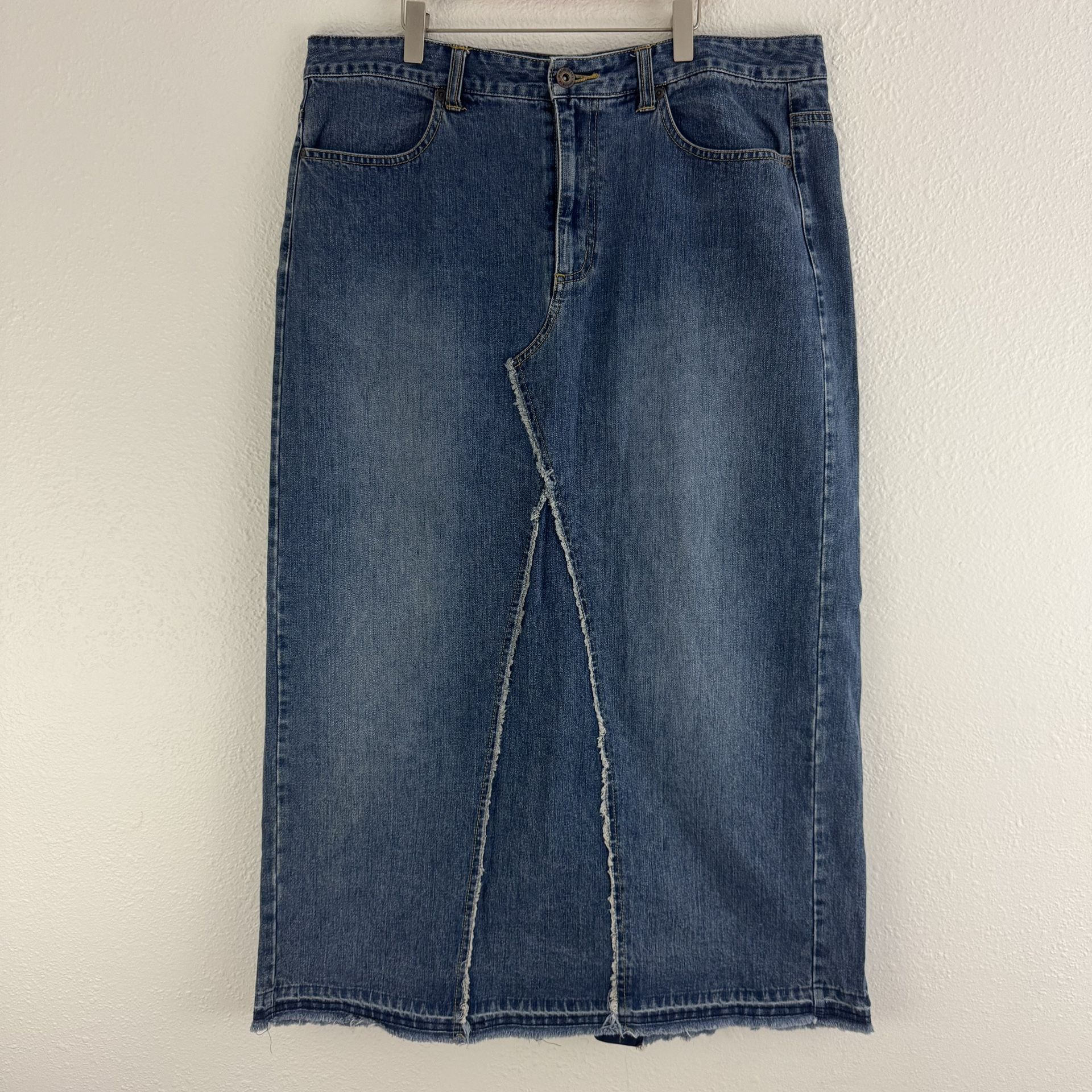 VENEZIA JEANS Vintage 90s Dark Wash Denim Plus Size Raw Edge Summer Maxi Skirt
