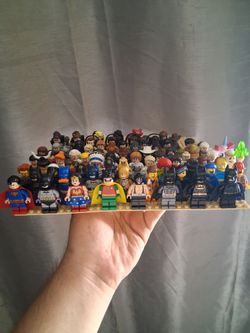 Lego minifigure lot