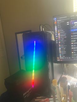 Specs are in pictures. Great gaming pc with monitors