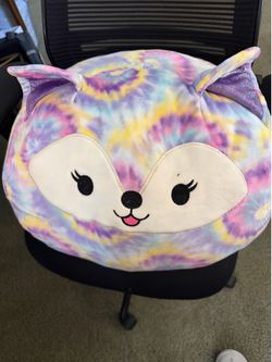 Huge-Massif-Enormous-giant Squishmallow