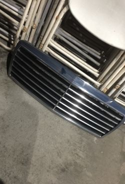 Mercedes Benz grill 98