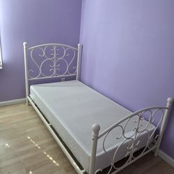 Twin Beds With Box