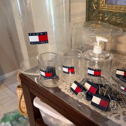 Tommy Hilfiger Restrooms ITEMS