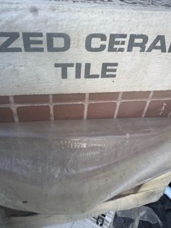 GLAZE CERAMIC TILE 3 BOXES WITH 15 COUNTS