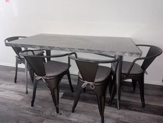 Dining room table & chairs