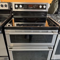 Stove Electric Whirlpool 