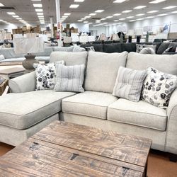 New 92” Sofa Chaise 🔥🔥 HOT BUY