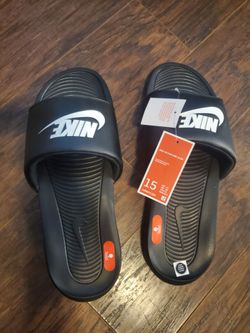 Nike slides