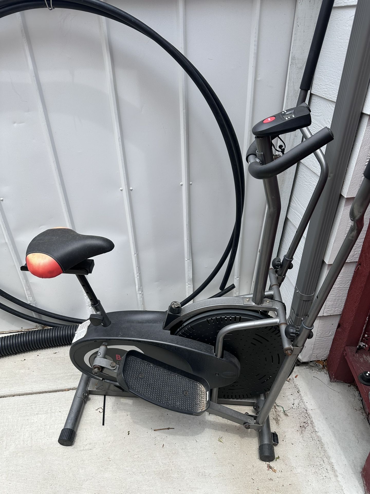 Body Work Dual Workout Machine $20