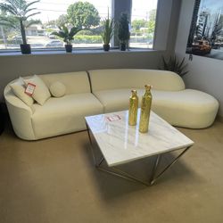 Redondo Ivory Boucle 2pc Curved Sectional / No assembly required