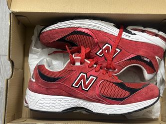 New Balance 2002r Sz 9