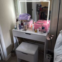 Vanity with Seat And Light