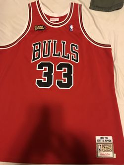 100% Authentic Scottie Pippen Mitchell & Ness Jersey sz 52