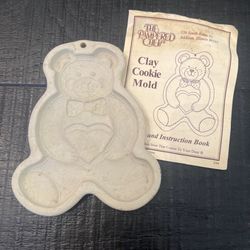 Pampered Chef Clay Cookie Mold - Teddy Bear 1991