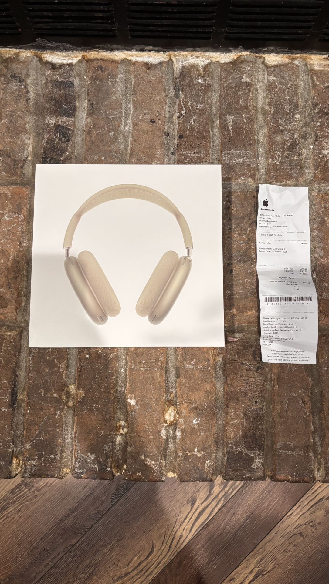 Apple airpod max gen 2 starlight brand new