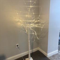 White Birch LED Indoor/outdoor Tree