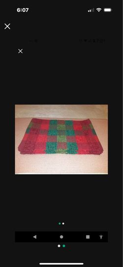 8 Placemats, Holiday Colors. Never been used, purchased from Macy's. Very nice quality.