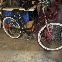 Women’s Schwinn bike