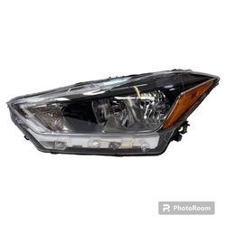2018 2020 NISSAN KICKS LEFT SIDE HEADLIGHT LAMP OEM