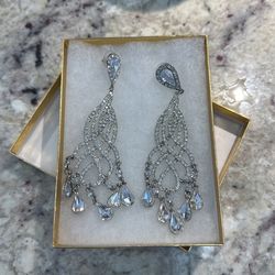 Chandelier Earrings -Costume Jewelry 