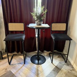 Pub Bar Table And Chairs