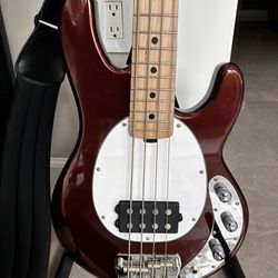 STINGRAY SHORT SCALE BASS GUITAR, BY STERLING / MUSIC MAN IN MINT CONDITION
