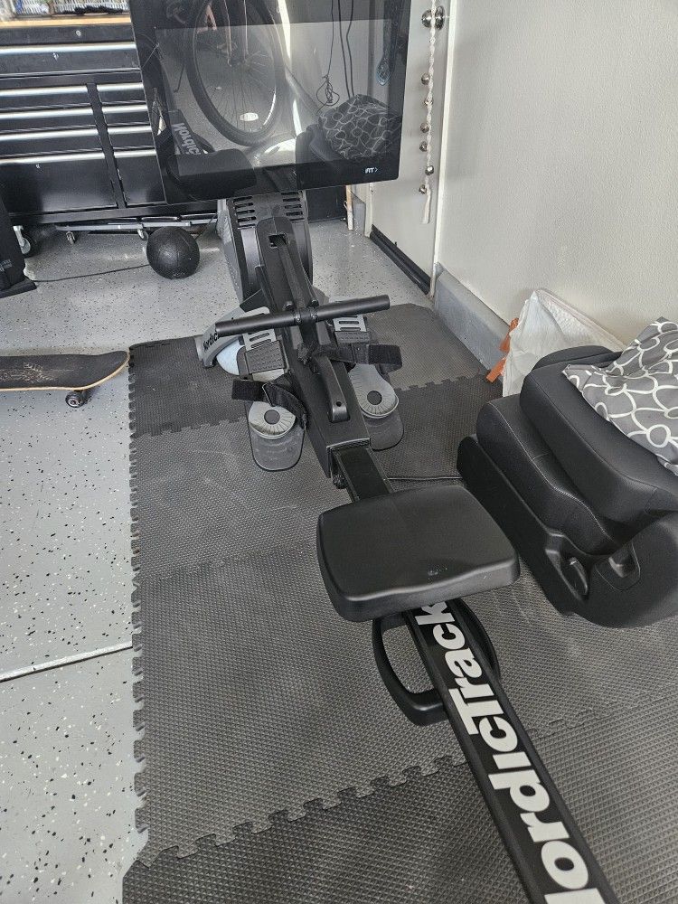 Nordictrack RW900 Rowing Machine