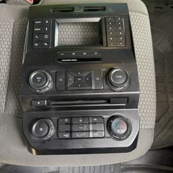 Ford Original Stereo