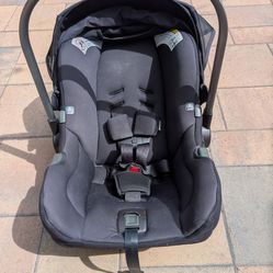 Nuna Pipa carseat