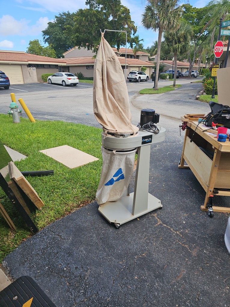 Delta Shopmaster Dust Collector