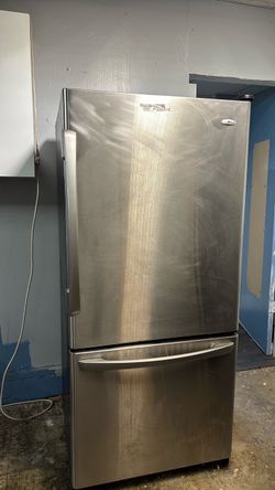 Fridge with freezer