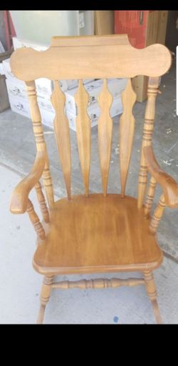 Wood rocking chair