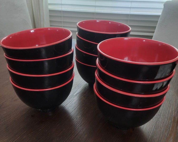 Restaurant Style/Quality Fuji Red/
Black Bowl 38 oz.