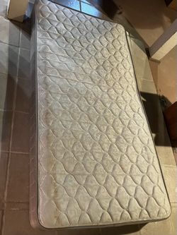 Twin Innerspring Mattress Englewood Silkwood