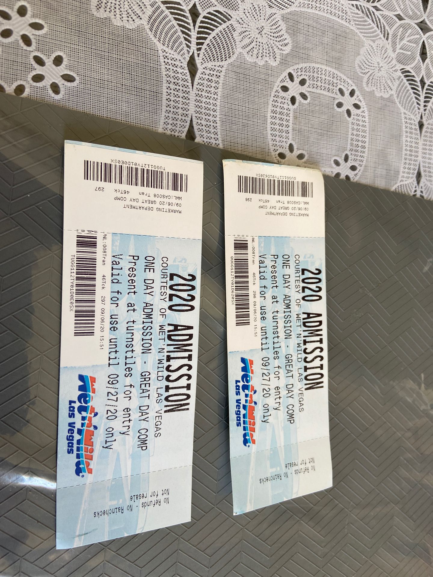 2 tickets for wet and wild valid until 09/27/2020 $25 each
