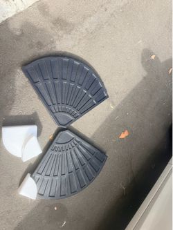 2pcs Patio Offset Umbrella Bases Sector Stand 26.5Lb