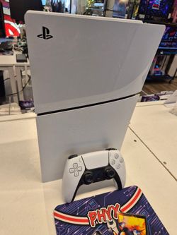 1TB PlayStation 5 PS5 Slim Console Disc w/ Controller V45501FJW10488890 $460
