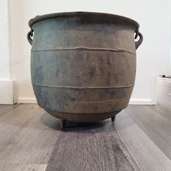 Antique Cast Iron Cauldron Bean Pot
