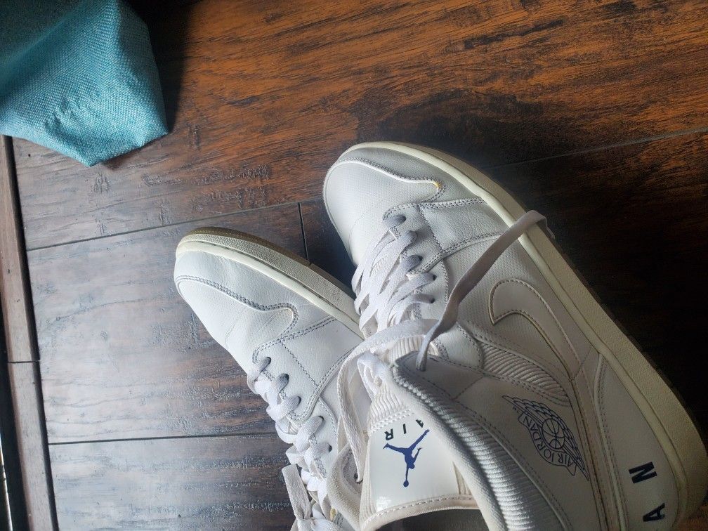 Mens Jordan Sneaker Shoe Size 13